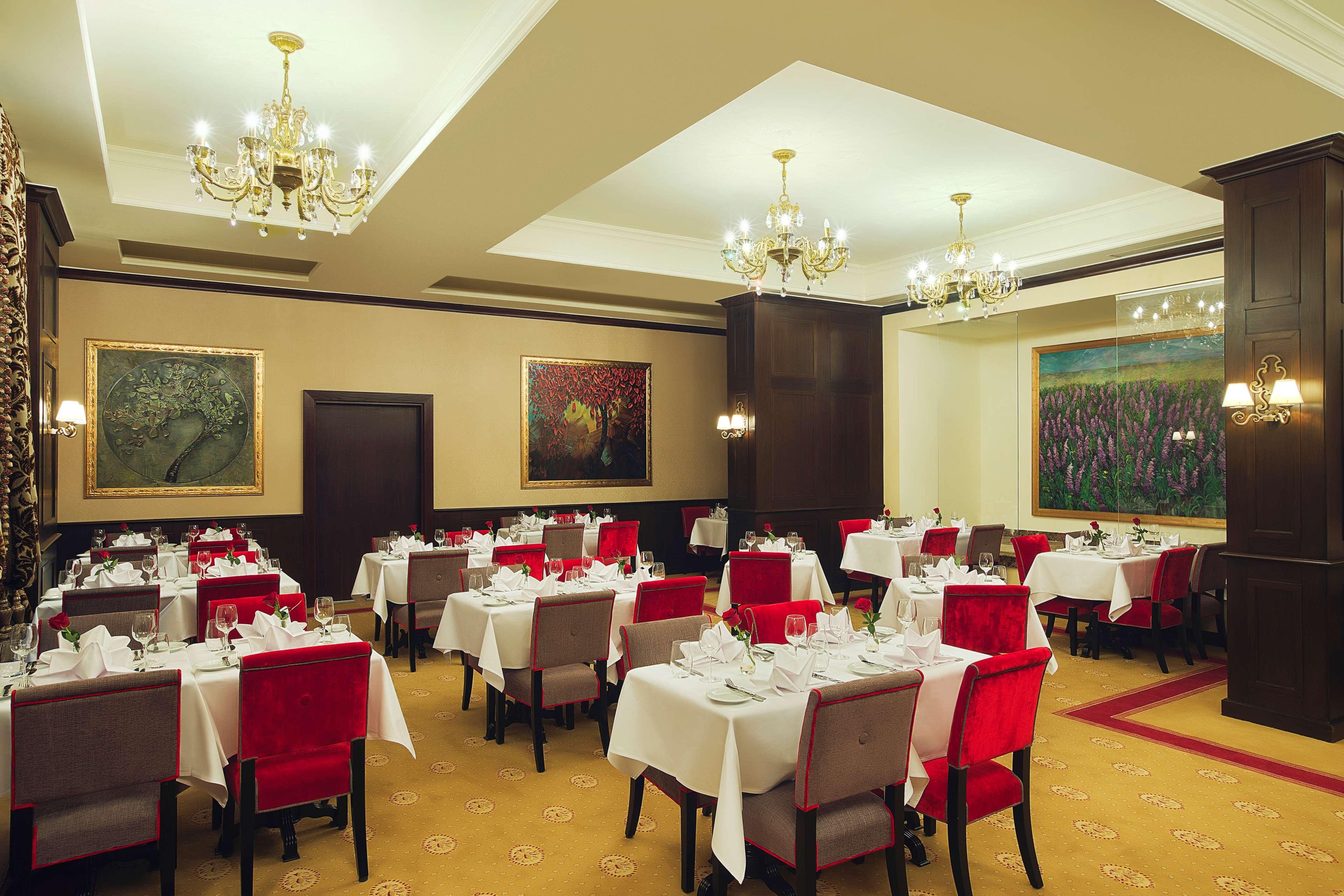 Royal Maxim Palace Kempinski Kair Zewnętrze zdjęcie Restaurant