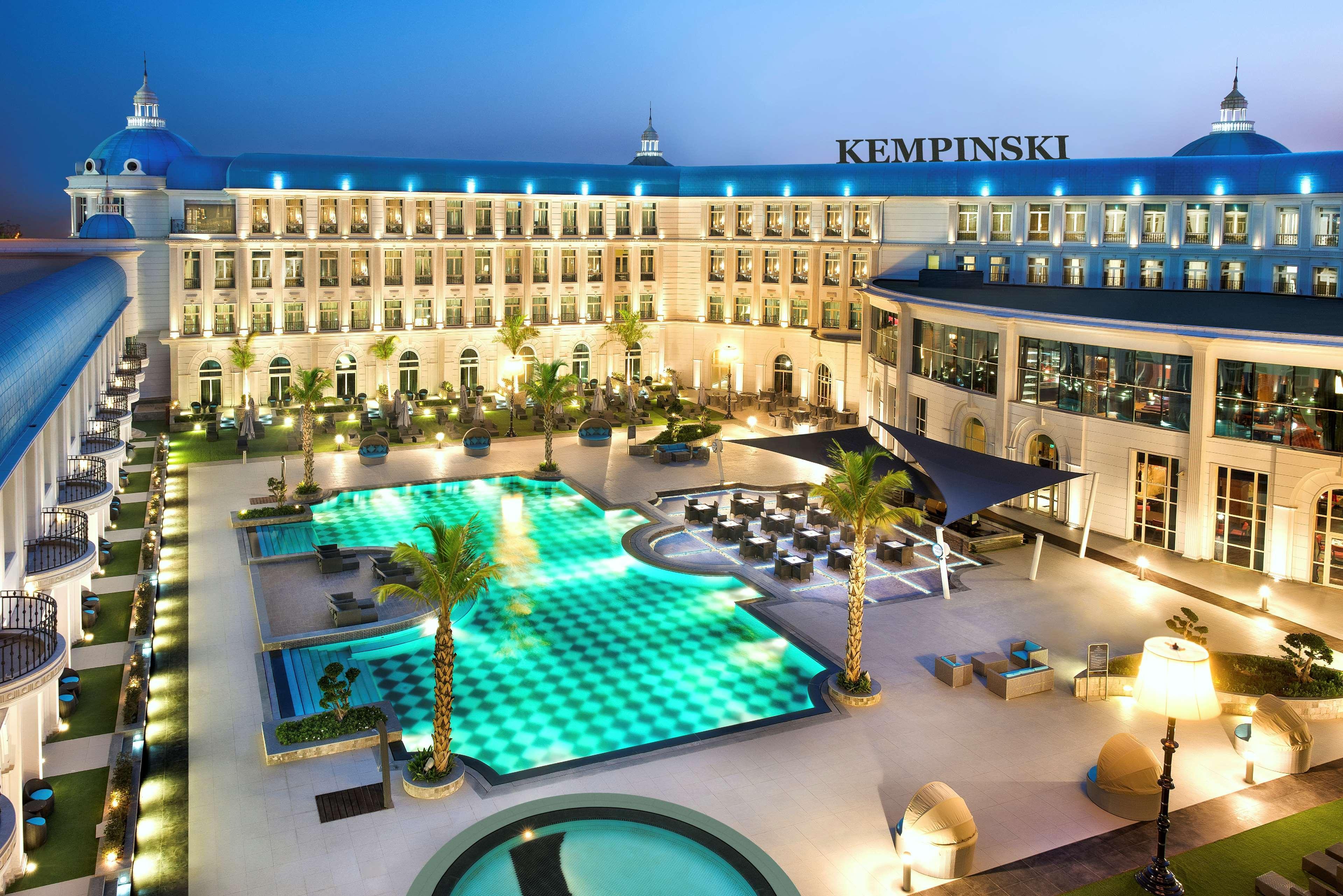 Royal Maxim Palace Kempinski Kair Zewnętrze zdjęcie Kempinski Hotel, Muscat