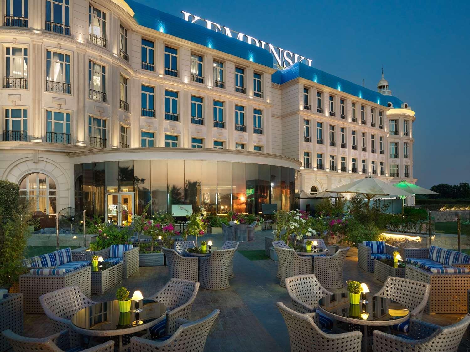 Royal Maxim Palace Kempinski Kair Zewnętrze zdjęcie The hotel's exterior
