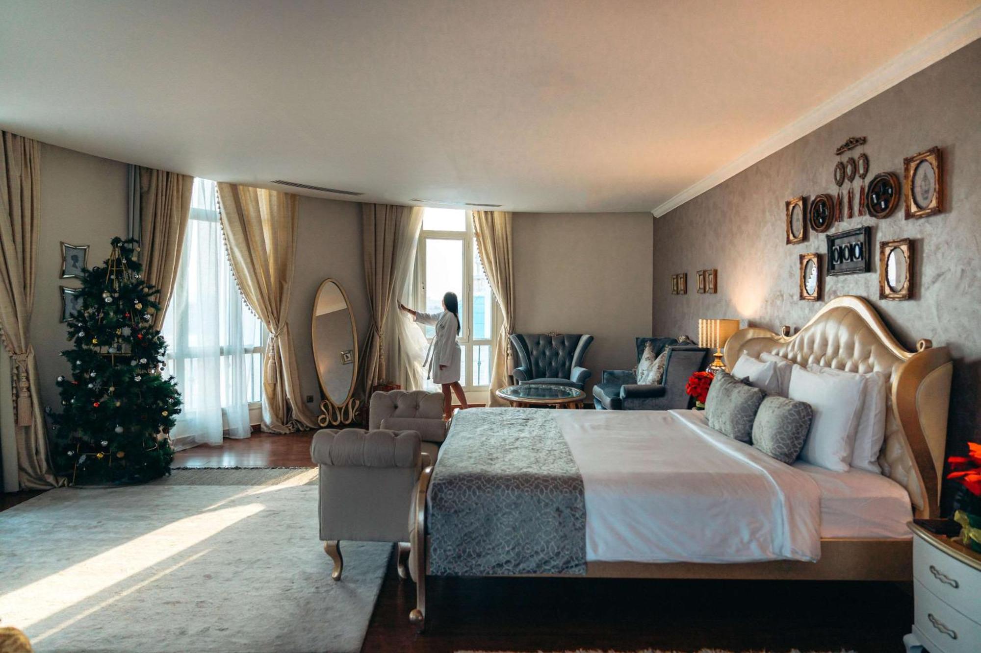 Royal Maxim Palace Kempinski Kair Zewnętrze zdjęcie Suite at the hotel